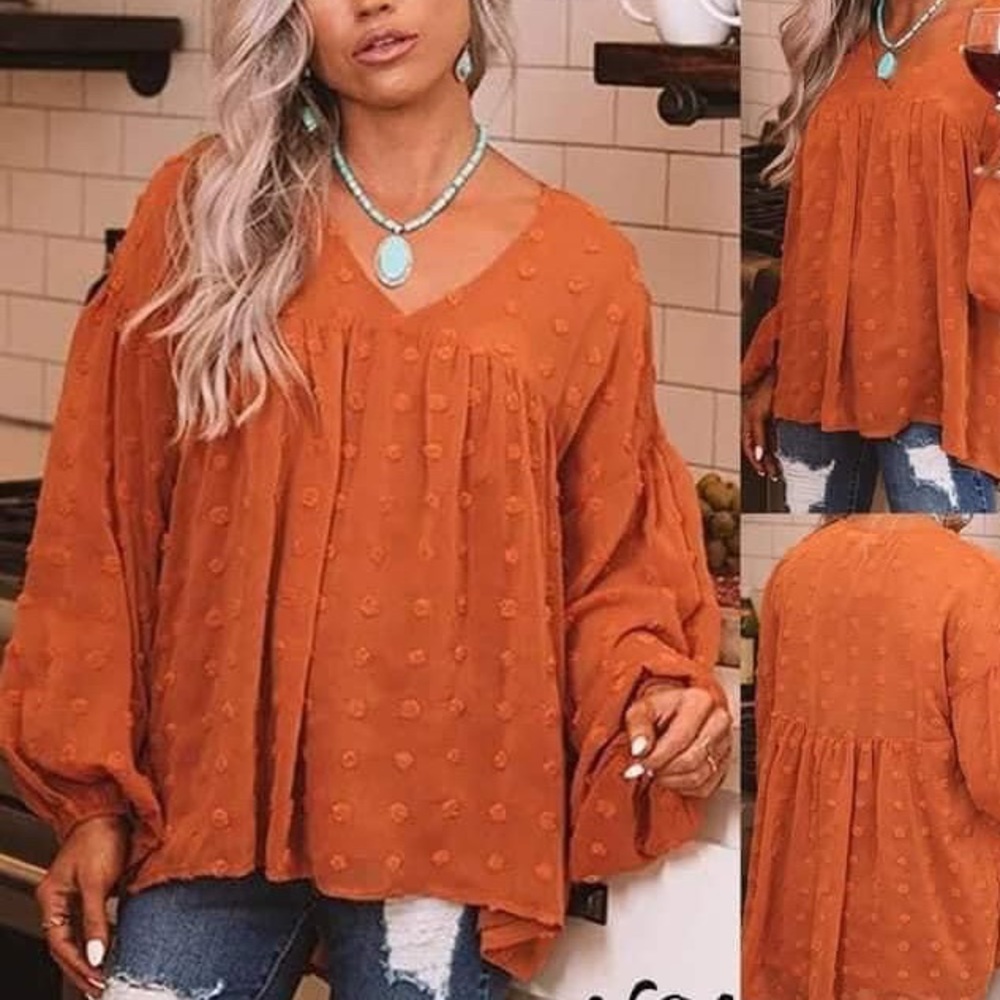 Orange dot blouse with sleeves